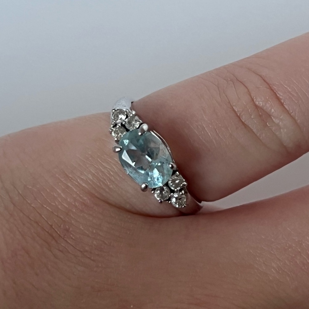 Lia Sophia Women’s Light Blue Cubic Zirconia Stone Silver Band Size 6
